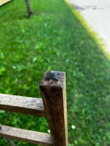 prodám starožitný stolek - držák not - 2