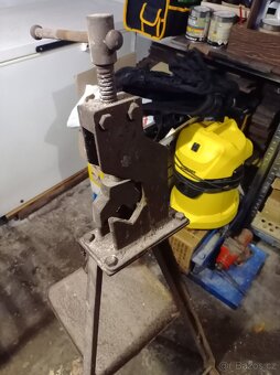 Pracovní stojan Pijonýr - 2