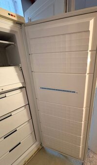 Zachovalá mraznička - 2