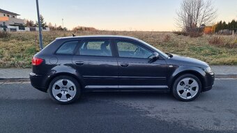 AUDI A3 SPORTBACK 1.6 BENZÍN - 2
