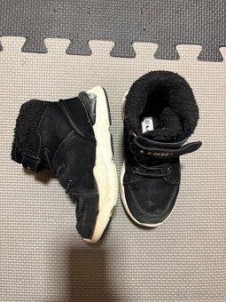 Boty velikosti 25-27 - 2