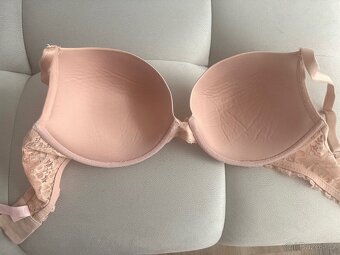 Podprsenka Victoria’Secret - 2