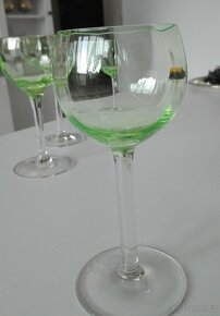 Prodám starožitné skleničky - 2