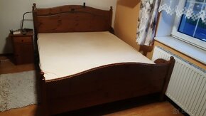 Manželská postel 160 X 200 masiv. - 2