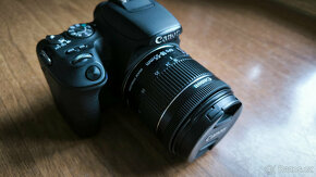 Zrcadlovka Canon EOS 200D - 2