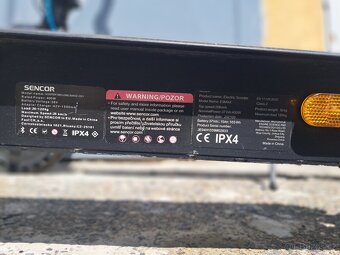 Dvě elektrokoloběžky na díly nebo opravu - cena za oba kusy - 2