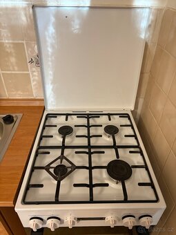 Plynový sporák Mora s elektrickou troubou - 2