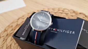 Dámské hodinky Tommy Hilfiger - 2