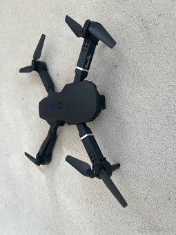 Dron s kamerou - 2