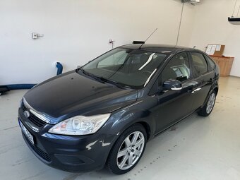Ford Focus 1.6i 74kw+klimatizace+2009+ - 2