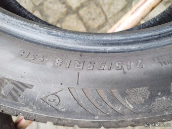 215/55/18 zimni pneu DUNLOP a PIRELLI 215 55 18 - 2