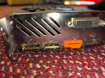 Grafická karta Radeon RX 580 8gb - 2