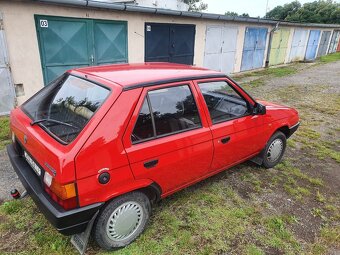 Škoda Favorit 135L 1994 – veterán v perfektním stavu. - 2