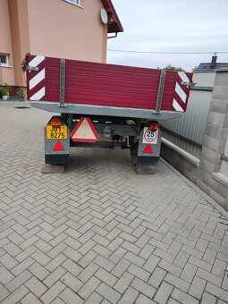 Prodám vlek za traktor 5t s novou STK - 2