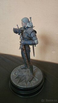 Soška Dark Horse The Witcher 3: Wild Hunt - Geralt Deluxe - 2