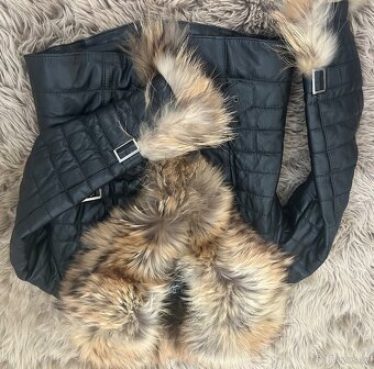 Kožená dámská bunda s pravým kožíškem vel.S - 2