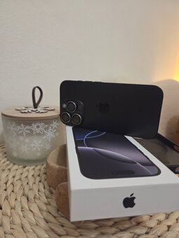 IPhone 16 Pro /256 GB - 2