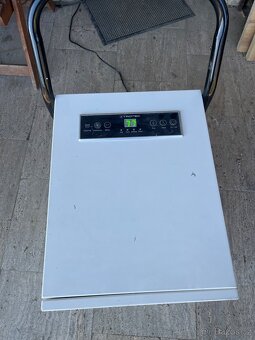 Vysoušeč vlhkosti - 2