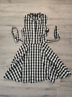 Kostkované letní šaty zn. Amisu - 2