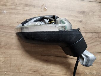 Pravé zpětné zrcátko Passat B8 - 2