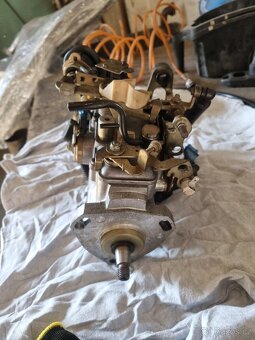 Čerpadlo 1.9D Peugeot - 2