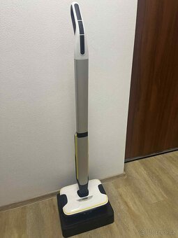 Podlahová myčka Kärcher - 2