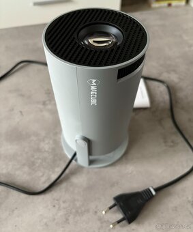 Projektor PRO 4K Android 11 - ŠEDÝ - 2
