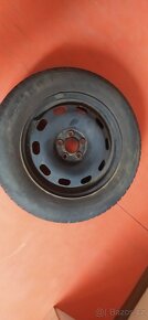 Prodám plechový disk s pneu 195 65 r 15 - 2