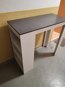 Prodám barový stůl - 2