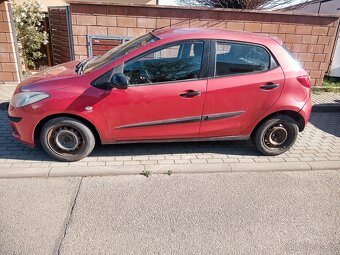 Mazda 2 1,4 Diesel Hatchback 175 000 km,r.v. 2009 - 2