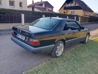 Mercedes Benz C124 230CE coupe - 2