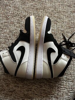 Nike Jordan 1 - 2