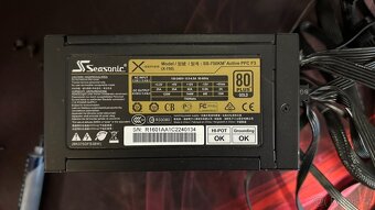 Modulární zdroj Seasonic X-750 SS750KM3 F3 - 2