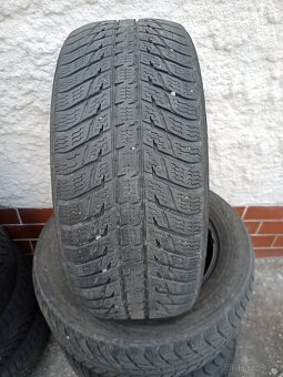 Zimní pneumatiky 235/55 R17 - 2