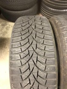 Zimní pár Toyo Observe S944 215/60 R16 99H M+S XL - 2