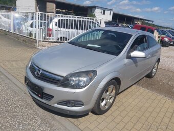 Opel Astra H 1.8 GTC
koupeno v Švýcarsko. - 2