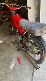 Jawa 23 mustang - 2