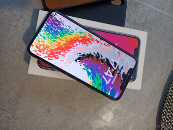 Apple iPhone X 64GB - 2