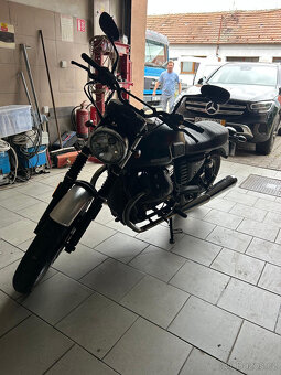 Prodám MOTO GUZZI V7 II STONE VE VÝTEČNÉM STAVU - 2