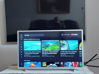 Smart TV Philips 32PFS5823 - úhlopříčka 81cm,Wi-Fi, DVBT2 - 2