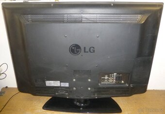 FullHD LCD televize 107cm LG, 42 palců, nemá DVBT2 - 2