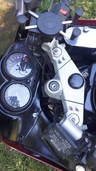 Kawasaki ZZR 1100 - 2