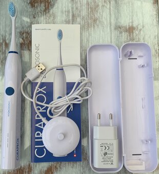 Sonický kartáček na zuby - CURAPROX HYDROSONIC EASY - 2