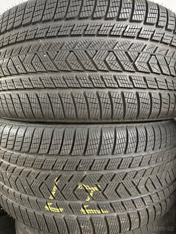 Zimní pneu Bmw X7 Pirelli Scorpion 275/40 R22 a 315/35 R22 - 2