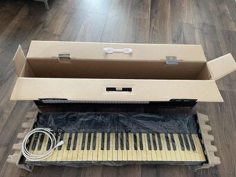 Prodám MIDI klávesy M-Audio Oxygen 61 - 2