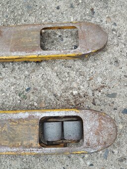 Použitý ruční paletový vozík - 2