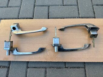 Volha Gaz 24, nové originální kliky dveří - 2