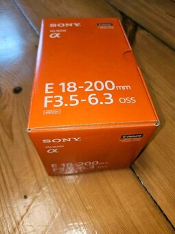 Sony Alpha 6000 set + 3 objektivy a podvodní pouzdro - 2