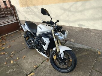 Triumph street triple 675 RS - 2