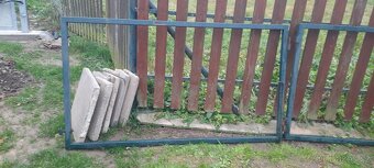 PRODEJ KOVOVÉ BRÁNY - 2